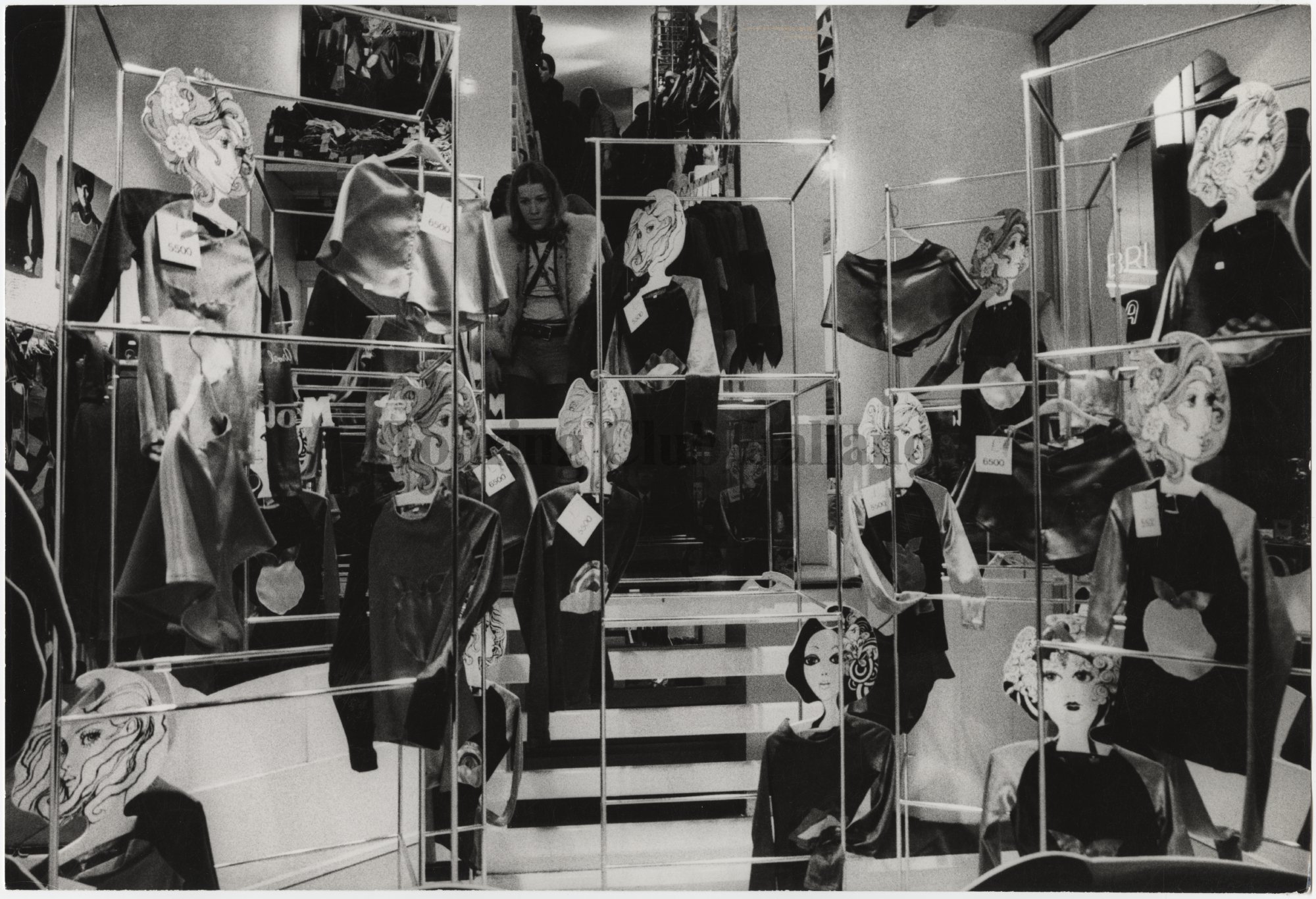 Mulberry opens its 'most important shop in the world' in Milan – fashion  archive, 1989, Fashion